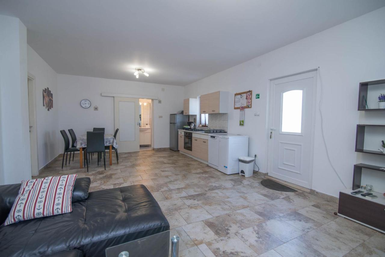 App Bonic Apartman Veli Lošinj Kültér fotó