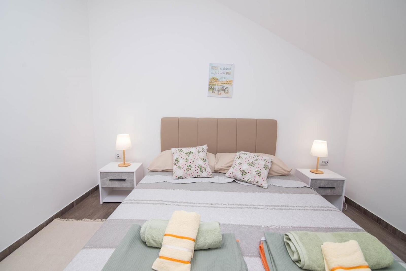 App Bonic Apartman Veli Lošinj Kültér fotó